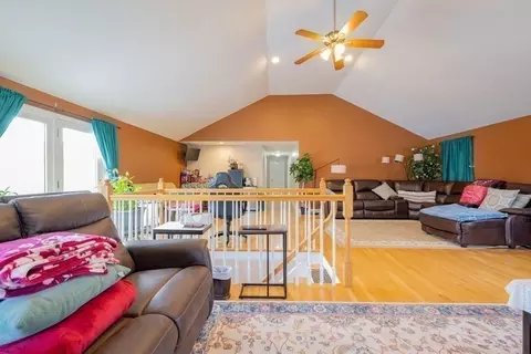 185 Plain St, Franklin, MA 02038 photo 11