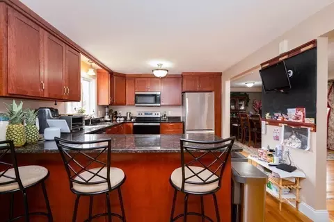 185 Plain St, Franklin, MA 02038 photo 6