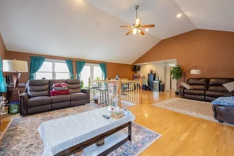 185 Plain St, Franklin, MA 02038 photo 12