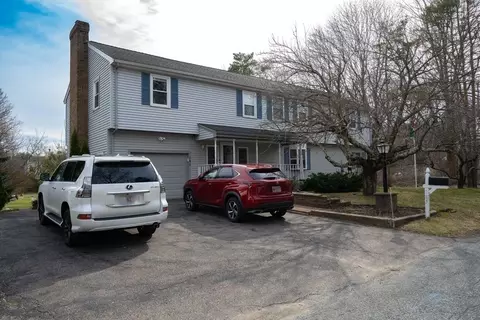 185 Plain St, Franklin, MA 02038 photo 1