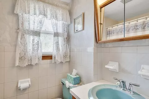 18 Forest St, Dedham, MA 02026 photo 27