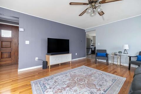 79 Olko Cir, Chicopee, MA 01020 photo 6