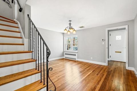 5 Gerald Rd, Stoneham, MA 02180 photo 3