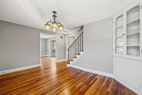 5 Gerald Rd, Stoneham, MA 02180 photo 5