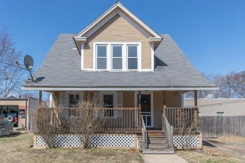 16 Amity Ct, Springfield, MA 01108 photo 2