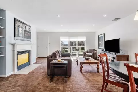 28 Alton #E, Brookline, MA 02446 photo 5