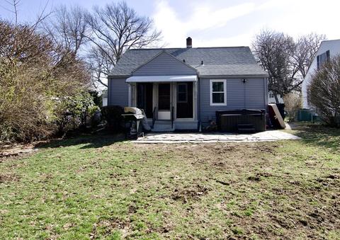 170 Roosevelt Ave, Springfield, MA 01118 photo 3