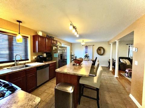 98 Briggs St, Springfield, MA 01151 photo 17