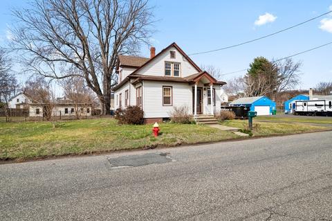56 Wilson Ave, Chicopee, MA 01013 photo 2