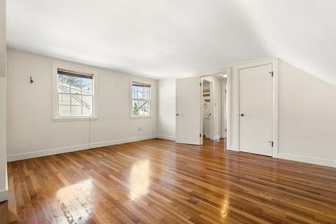 2 Phillips St, Marblehead, MA 01945 photo 14