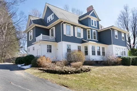 46 Walnut St, Holden, MA 01520
