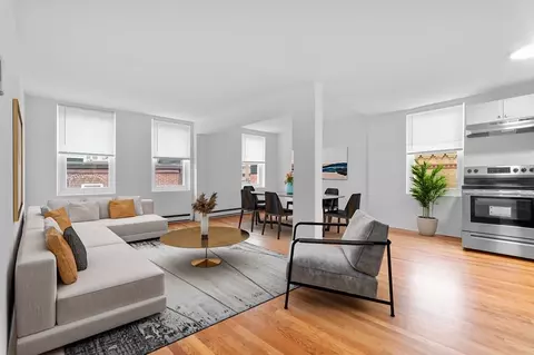 138 Prince St #10, Boston, MA 02113