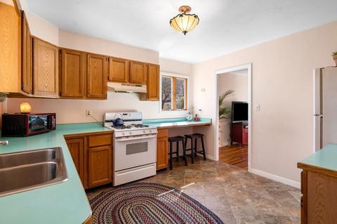 14 Larch Rd, Georgetown, MA 01833 photo 4