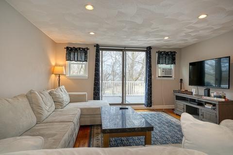 8 Cressy St, Beverly, MA 01915 photo 12