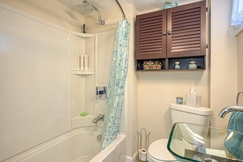 8 Cressy St, Beverly, MA 01915 photo 30