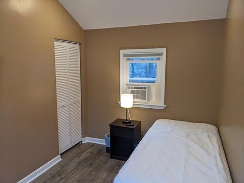 8 Cressy St, Beverly, MA 01915 photo 18