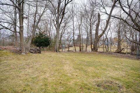 8 Cressy St, Beverly, MA 01915 photo 39