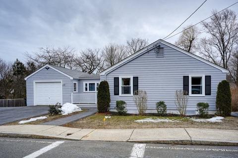 8 Cressy St, Beverly, MA 01915 photo 4