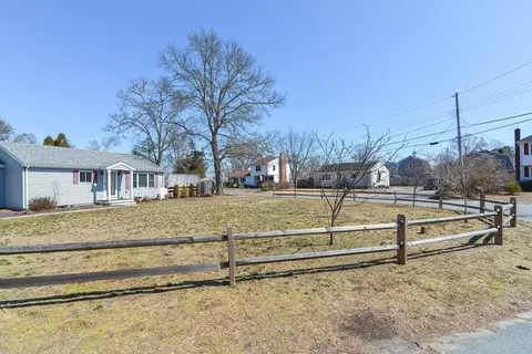 8 Irene Ave, Wareham, MA 02571 photo 39