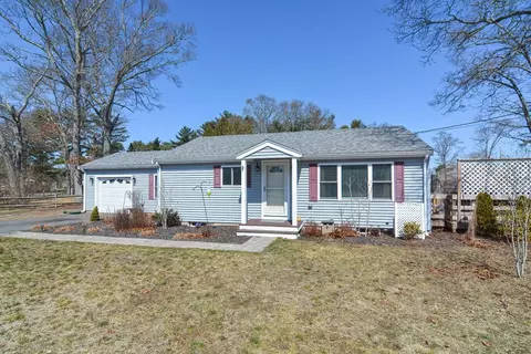 8 Irene Ave, Wareham, MA 02571 photo 2