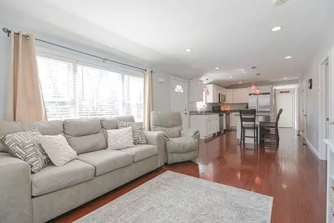 8 Irene Ave, Wareham, MA 02571 photo 9