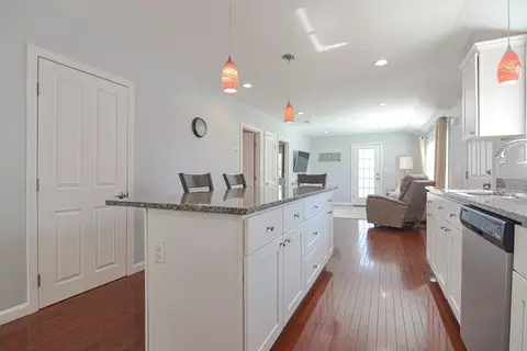 8 Irene Ave, Wareham, MA 02571 photo 7