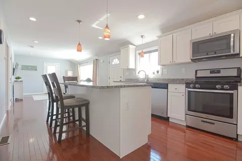 8 Irene Ave, Wareham, MA 02571 photo 8