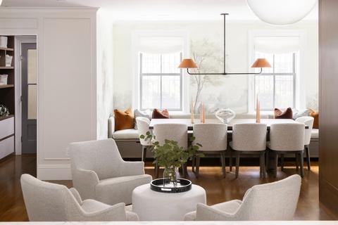 156 W Brookline St, Boston, MA 02118