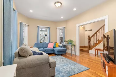 9 Baker Rd, Everett, MA 02149 photo 3