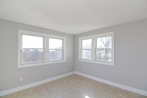 49 Marsh Ave, Worcester, MA 01605 photo 16