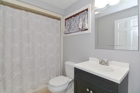 49 Marsh Ave, Worcester, MA 01605 photo 31