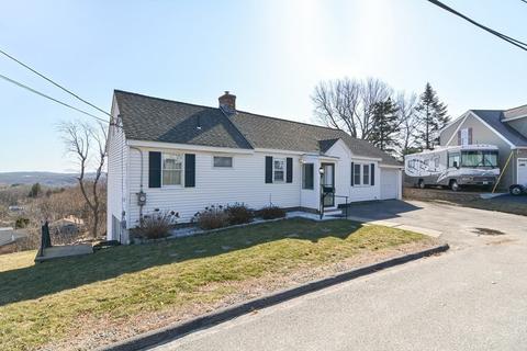 49 Marsh Ave, Worcester, MA 01605 photo 4
