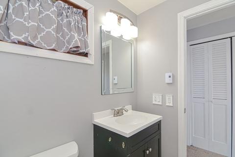 49 Marsh Ave, Worcester, MA 01605 photo 35