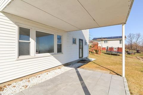 49 Marsh Ave, Worcester, MA 01605 photo 8