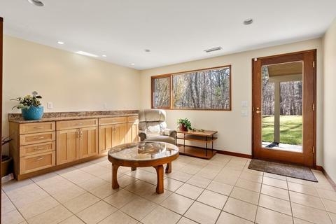 14 Perry Ln, Weston, MA 02493 photo 19