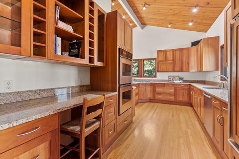 14 Perry Ln, Weston, MA 02493 photo 7
