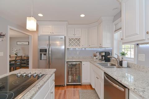 2 Hunter Ave, Ashburnham, MA 01430 photo 4