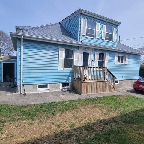 77 Carter St, Fall River, MA 02721 photo 2