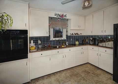 35 Baltic Rd, Worcester, MA 01607 photo 6