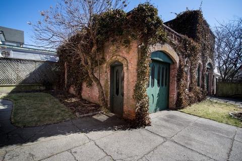 511 Rock St, Fall River, MA 02720 photo 8