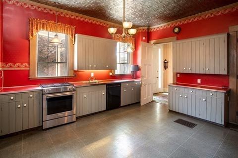 511 Rock St, Fall River, MA 02720 photo 17