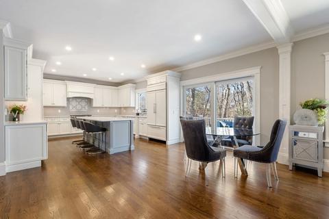 43 Macarthur Rd, Wellesley, MA 02481 photo 12