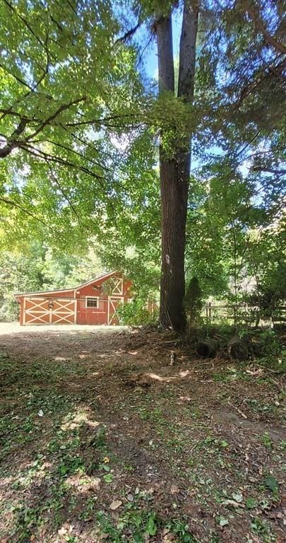 225 Gulf Rd, Belchertown, MA 01007