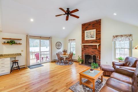4 Mashpee Neck Rd, Mashpee, MA 02649 photo 3