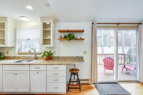 4 Mashpee Neck Rd, Mashpee, MA 02649 photo 9