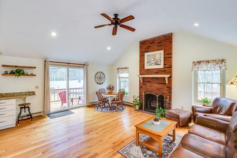 4 Mashpee Neck Rd, Mashpee, MA 02649 photo 2