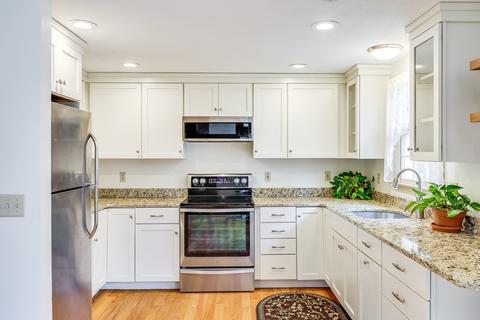 4 Mashpee Neck Rd, Mashpee, MA 02649 photo 7