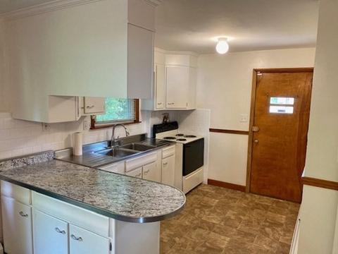 19 Mcrae Ct, Worcester, MA 01604 photo 4