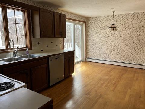 16 Blueberry Ln, Webster, MA 01570 photo 16