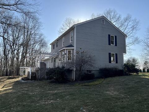 16 Blueberry Ln, Webster, MA 01570 photo 8
